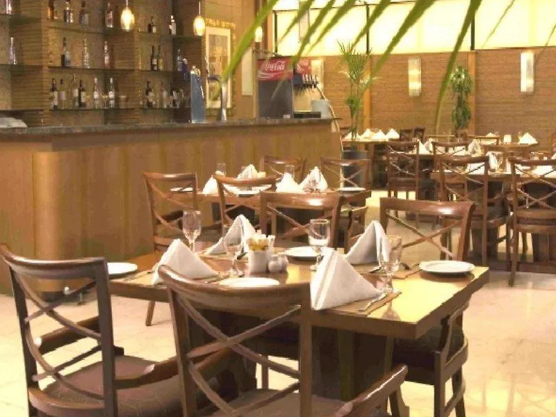 La Quinta By Wyndham Dubai Jumeirah Hotel
