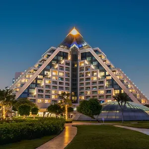 5* Отель Raffles